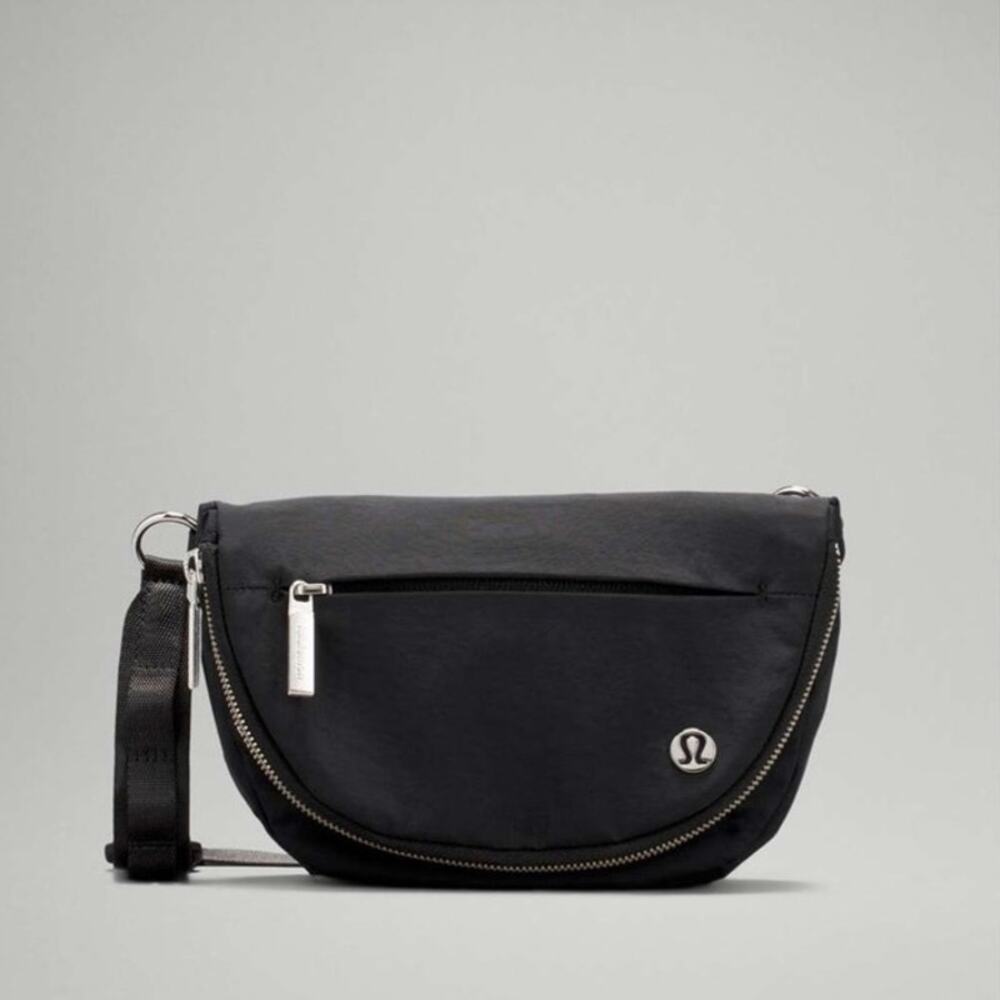 Lululemon Micro All Night Festival Bag Black